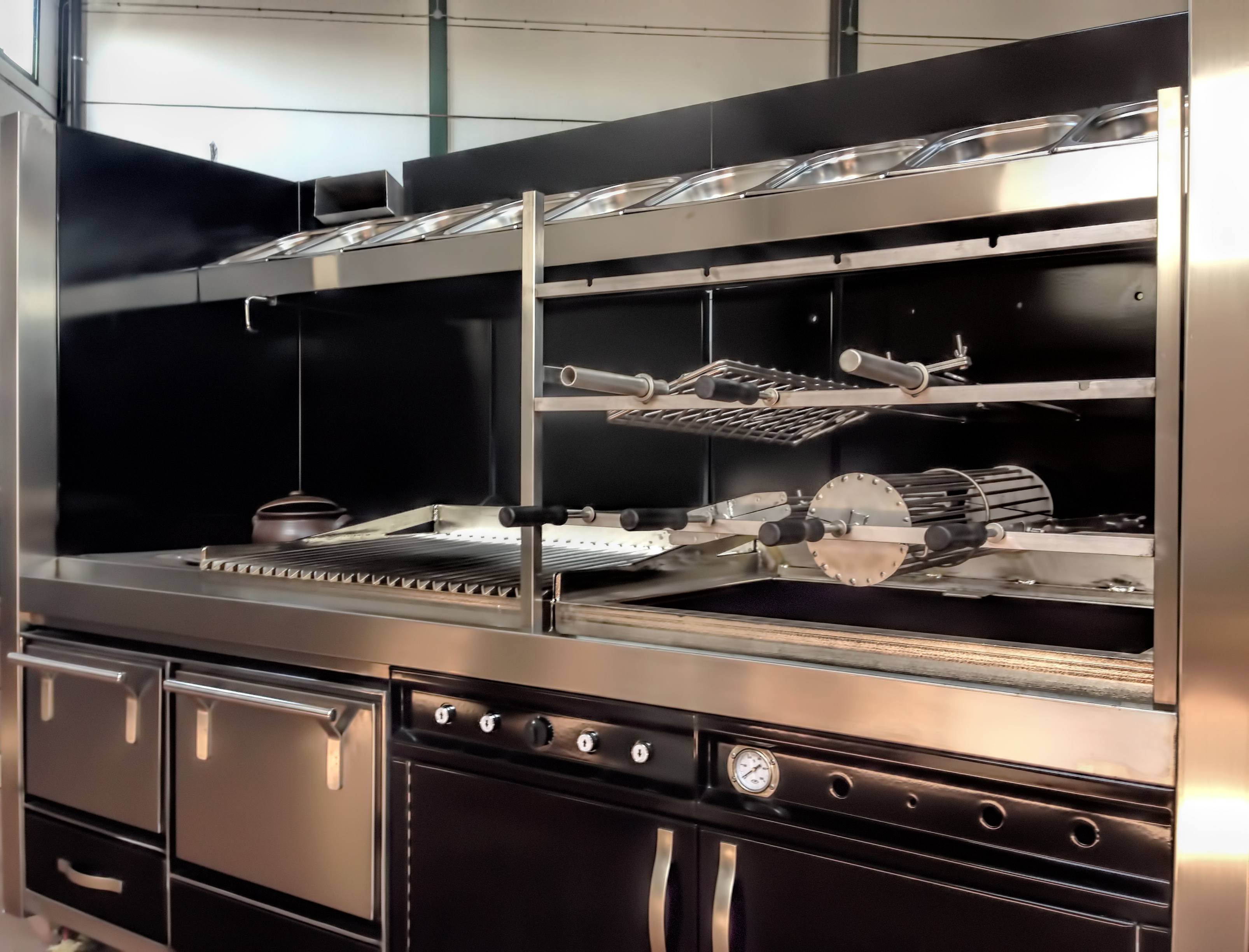 fotos-parrillas-proyectos-obras-aceroinnova-cocinas-hosteleria-restauracion-instalaciones-montaje18