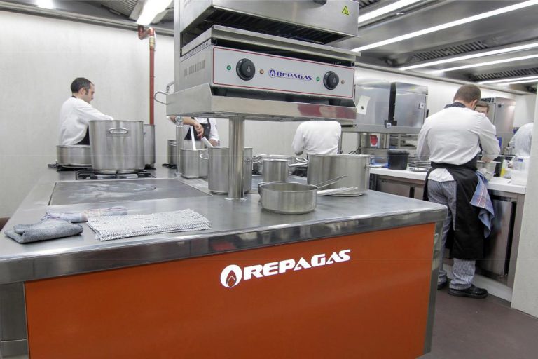 EMPRESA FABRICANTE INSTALADORA DE LA SALA DE COCINA PROFESIONAL A