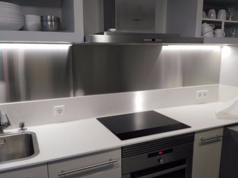 PLANCHAS ACERO INOXIDABLE PARA COCINAS PROFESIONALES O PARTICULARES DOMÉSTICAS DECORACIÓN