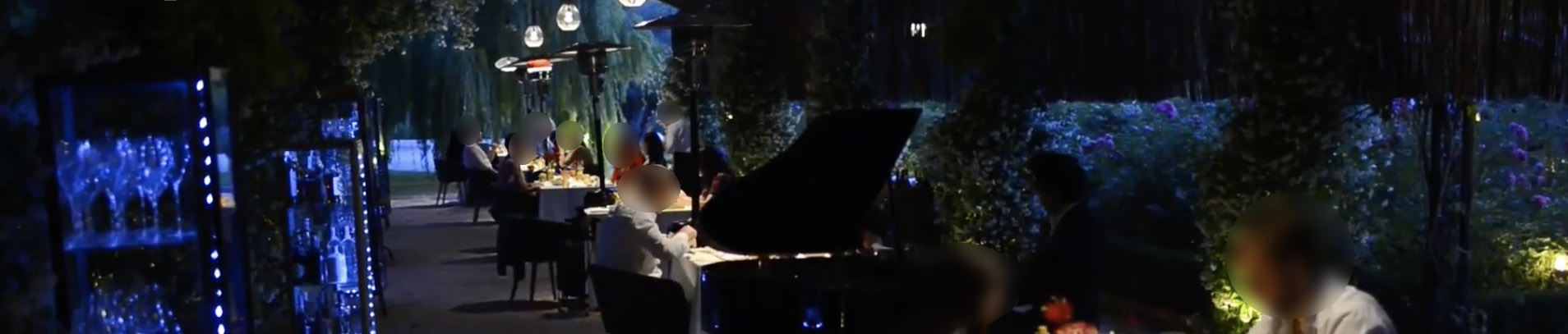 NUEVO PROYECTO LLEVADO A CABO DE RESTAURANTE TERRAZA CENADOR PARA HOSTELERIA RESTAURACIÓN. INSTALACIÓN INTEGRAL DE COCINA INDUSTRIAL PROFESIONAL CON MOBILIARIO, MAQUINARIA, CÁMARAS DE FRÍO, EXTRACTORES, MENAJE EN ACERO INOXIDABLE. Aceroinnova ha realizado un proyecto integral para restaurante terraza cenador que incluye todo tipo de mobiliario de cocina, cocina industrial, muebles acero inoxidable accesorios y de apoyo, menaje, utensilios, cámaras de frío, maquinaria, extractores profesionales para hosteleria, etc. Nuevo proyecto llevado a cabo de restaurante terraza cenador para hosteleria restauración. instalación integral de cocina industrial profesional con mobiliario, maquinaria, cámaras de frío, extractores, menaje en acero inoxidable. Somos especialistas en diseño implantación y lanzamiento de proyectos de restaurantes, pues disponemos de departamento de diseño, fábrica propia e instaladores profesionales que montan proyectos en toda España y Portugal. Somos fabricantes con gran experiencia en el sector de la hostelería.