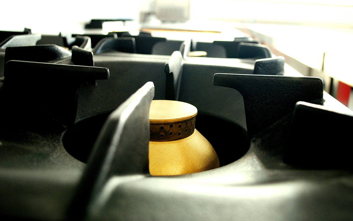 Aceroinnova ha sido la empresa elegida para llevar a cabo el proyecto para la fabricación e instalación de una cocina monoblock profesional industrial a medida con todo el mobiliario en acero inoxidable complementario y todo tipo de maquinaria exclusiva para del comedor del parque de bomberos de León. En nuestra fábrica hemos realizado el diseño y fabricación de todo el mobiliario modular en acero inox, maquinaria accesoria auxiliar y la cocina en acero inoxidable, para posteriormente realizar la instalación, montaje de todo in situ. Aceroinnova también está especializada en proyectos integrales para hosteleria, restaurante, hoteles, comedores públicos o privados de empresas, pero también dispone de una área para hogares particulares que buscan proyectos realmente novedosos y con materiales de alta calidad, ya sea para la maquinaria, cocinas, electrodomésticos profesionales e implementando soluciones novedosas y de calidad para el uso diario de dichas cocinas de hogares en urbanizaciones de lujo premium. #CocinasComedoresPúblicos #CocinasComedoresEmpresas #FabricantesCocinasMonoblockIndustriales #CocinasRestaurantes #CocinasModularesHostelería #CocinasMonoblock #FabricantesCocinasRestaurantes #ProyectosEmpresasHostelería #ProyectosNegociosHoreca #ReformasCocinasRestaurantes #MobiliarioAceroInoxidable #CocinasMonoblock #CocinasLujo #CocinasPremium #FabricanteCocinas #MobiliarioAceroInoxidable #ProyectosIntegralesHosteleria #CocinasProfesionalesMonoblockIndustriales #ReformasRestaurantesMadrid #MobiliarioMaquinariaAceroInoxidableaMedida #MobiliarioCocinasDiseñoInteriorismo #ImplantaciónAsesoramientoPuestaMarchaRestaurantesBares #InteriorismoDiseñoHorecaHosteleriaRestauraciónMadrid #CocinasMonoblock #CocinasMonblocMadrid #FabricantesCocinasModularesMonoblockMadrid #CocinasHoteles #ProyectosCocinasHotelesHostelería Cocinas industriales modulares monoblock Módulos para cocinas monoblock de restaurantes hoteles comedores colegios universidades empresas Cocinas modulos integrados para cocinas profesionales Módulos cocinas modulares zonas de fuegos plancha freidoras encimeras Cocinas profesionales industriales monoblock a medida personalizadas Sistema monoblock módulos cocinado en islas para integración en cocinas hosteleria Sistema monoblock cocinas restaurantes Sistema monoblock cocinas hoteles Sistema monoblock cocinas comedores públicos y privados de empresas. Sistema monoblock cocinas cafeterías Sistemas modulares cocinas restaurantes Sistema de módulos para cocinas profesionales industriales Cocinas modulares monoblock de lujo Cocinas industriales con sistema monoblocks integrados módulos cocinado Hemos realizado trabajos para hoteles y restaurantes en las principales Comunidades Autónomas, provincias y ciudades españolas como Madrid, Barcelona, Valencia, Castellón, Alicante, Zaragoza, Toledo, Avila, Salamanca, Leon, Zamora, Teruel, Soria, Caceres, Badajoz, Malaga, Almería, Sevilla, Córdoba, Granada, Huelva, Cádiz, Jaén, Ciudad Real, Cuenca, Segovia, Murcia, Albacete, Almería, Burgos, Pamplona, Bilbao, San Sebastián, Vitoria, Palencia, Lugo, Orense, Pontevedra, La Coruña, Santander, Oviedo, Huesca, Gerona, Tarragona, Lerida, Tarragona, Girona, Lleida, Guipuzcoa, Vizcaya, Alava. En consecuencia realizamos y llevamos a cabo proyectos integrales para restaurantes en todas las comunidades autónomas, como son la Comunidad de Madrid, Comunidad Valenciana, Cataluña, Región de Murcia, Andalucía, Extremadura, Castilla León, Castilla la Mancha, Aragón, País Vasco, Navarra, La Rioja, Asturias, Cantabria, Galicia, Baleares (Ibiza, Mallorca y Menorca), Canarias (Gran Canaria, Fuerteventura, Lanzarote, Tenerife, La Palma, La Gomera y el El Hierro), Ceuta y Melilla. Consúltenos. Diseñamos todo tipo de mobiliario para comedores de hoteles, cocinas, buffets, parrillas, vajillas, maquinaria a medida y accesorios para hostelería restauración, pues en Aceroinnova fabricamos y personalizamos todos nuestros productos, generando una experiencia única entre los usuarios de nuestros clientes.