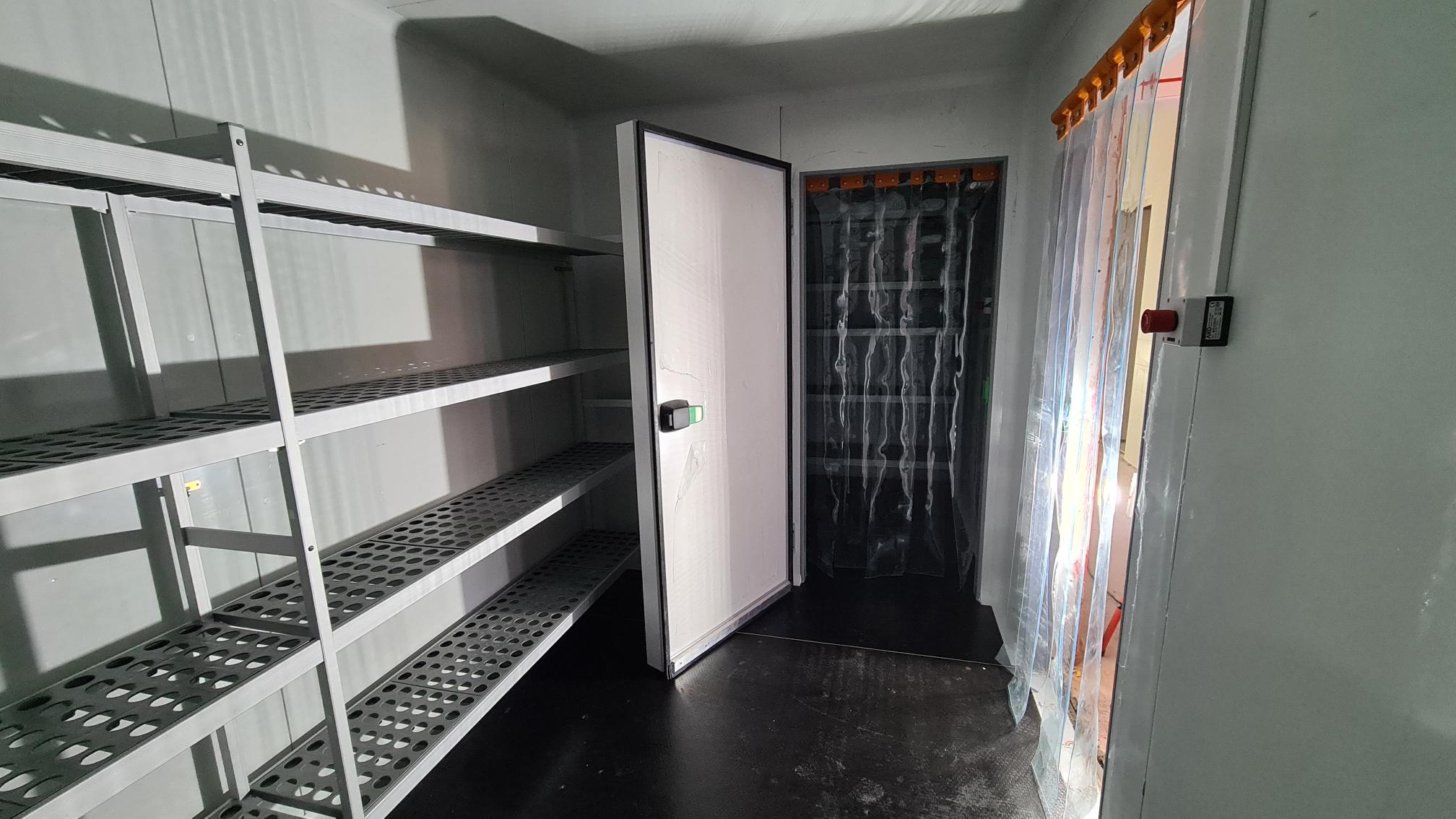 Diseñamos, instalamos todo tipo de maquinaria, muebles, mobiliario para franquicias, franquiciados, franquiciadores en toda España. Realizamos el diseño decoración fabricación de todo tipo de mobiliario maquinaria a medida, muebles de aceroinoxidable y accesorios hostelería para franquicias, restaurante, bares, hoteles, comedores públicos y privados. Además, ponemos en marcha con proyectos llave en mano de todo tipo de negocios de hostelería con la mejor imagen del sector. Fabricación instalación de mobiliario y maquinaria para franquicia de restauración hostelería horeca. proyectos integrales de adaptación y reformas de locales comerciales para la instalación de franquicias de franquiciados franquiciadores. fabricantes mobiliario maquinaria a medida para franquicias restaurantes madrid. Diseño fabricación montaje mobiliario hostelería franquicias, fabricacion fabricante cocinas profesionales industriales para franquicias, franquicias, hostelería, Instalación de Franquicias de Restaurantes Bares, Mobiliario Cocinas para Franquicias de Hosteleria Horeca, mobiliario industrial para restauracion hosteleria instalacio montaje cocinas accesorios maquiinaria franquicias franquiciados franquiciadorDecoración diseño mobiliario restaurantes franquicias, decoración restaurantes, diseño fabricación mobiliario y maquinaria para franquiciados franquiciadores franquicias Madrid, muebles mobiliario aceroinoxidable para hostelería restauración, Servicio Integral Montaje Franquicias Instalación en Toda España. #MobiliarioFranquicias #MaquinariaFranquicias #InstaladoresFranquiciasRestaurantes #FranquiciasRestaurantes #MontajeFranquiciasRestauración #MobiliarioMaquinariaHostelería #CocinasIndustrialesHostelería.