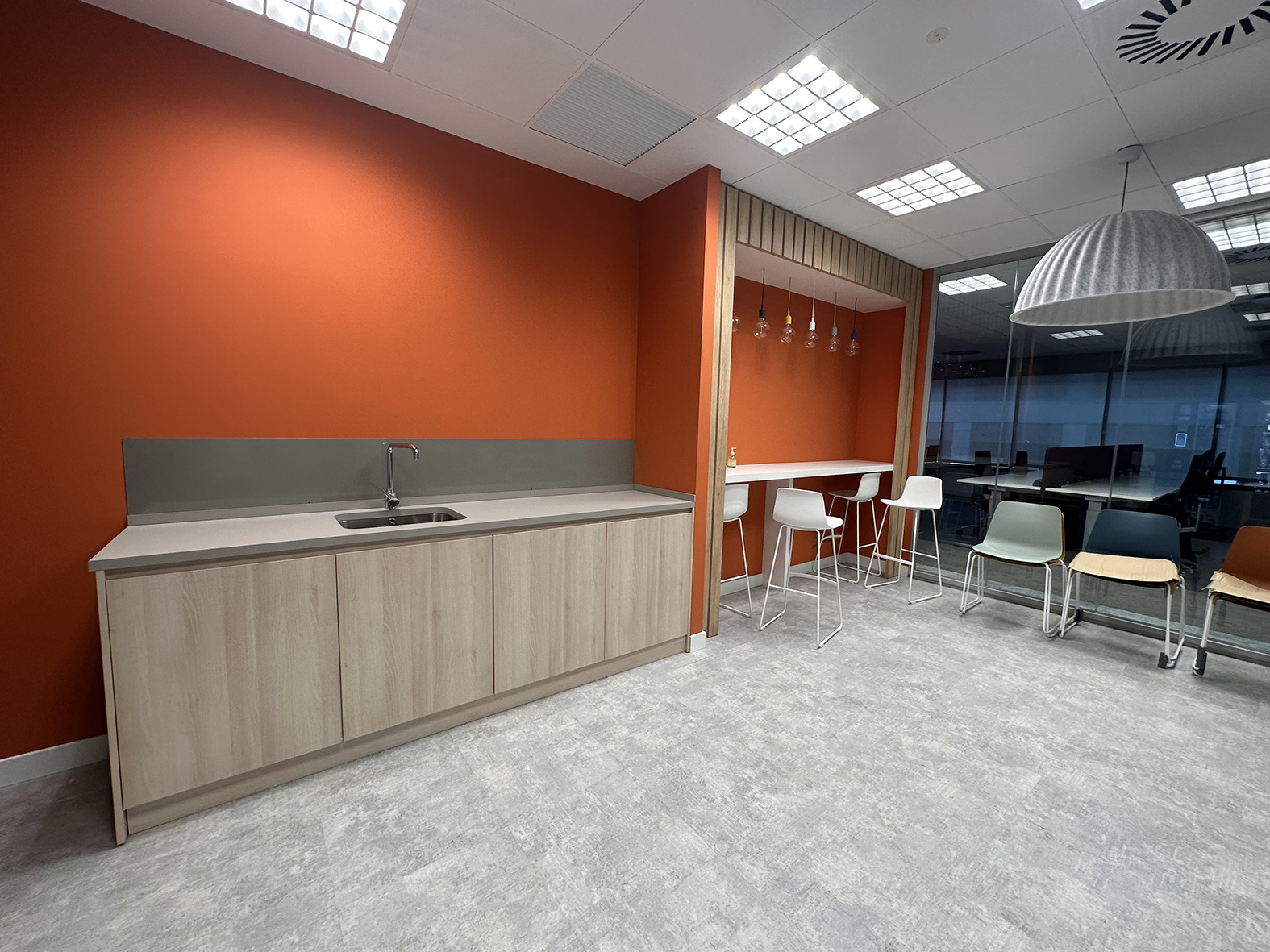 MOBILIARIO MAQUINARIA COMEDORES CAFETERIAS CORNERS EMPLEADOS PARA EMPRESAS DE LA COMUNIDAD DE MADRID Y EN EL RESTO DE ESPAÑA. DISEÑO INSTALACIÓN MONTAJE DE COMEDORES DE EMPRESAS EMPLEADOS. PROYECTOS INTEGRALES ZONAS DESCANSO EMPLEADOS EMPRESAS MULTINACIONALES. PROYECTOS DE BARRAS CAFETERÍAS BARES COMEDORES DE EMPRESA EMPLEADOS MADRID. PROYECTOS PARA CORNERS EMPRESAS EMPLEADOS EN MADRID Y TODA ESPAÑA. MOBILIARIO MAQUINARIA COMEDORES CAFETERÍAS EMPLEADOS EN LA COMUNIDAD DE MADRID Y EN EL RESTO DE ESPAÑA. DISEÑO FABRICACIÓN DE MOBILIARIO Y MAQUINARIA A MEDIDA PARA CORNERS DE COMEDORES Y ZONAS DE DESCANSO DE EMPLEADOS EN EMPRESAS E INCLUSO CON COCINAS PROFESIONALES. FABRICACIÓN Y MONTAJE DE ZONAS DE DESCANSO CORNER CAFETERÍA COMEDORES PARA EMPLEADOS DE MULTINACIONAL SITUADA EN BARCELONA. MOBILIARIO MAQUINARIA BARRA CAMARAS FRÍO A MEDIDA PERSONALIZADA EN ACERO INOXIDABLE. Aceroinnova ha realizado el proyecto integral para la zona de descanso córner cafetería comedor de empleados de la sede central de una multinacional situada en Madrid. Aceroinnova ha llevado a cabo todo el diseño fabricación instalación montaje del mobiliario maquinaria instalaciones accesorias y decoración interiorismo del comedor. Además Aceroinnova ha creado infografías 3D para mostrar dicho proyecto basándonos en nuestro mismos planos realizados con nuestro departamento de decoración interiorismo orientado a hostelería. Somos especialistas en asesoramiento, montaje y puesta en marcha de restaurantes, negocios de hostelería restauración. Consúltenos su proyecto y le ayudaremos a llevarlo a cabo con éxito. Realizamos proyectos llave en mano de restaurantes, bares, buffets bufés bufets, comedores de empresas y públicos. Además, nuestro departamento de decoración especializado en hostelería le propondrá la mejor imagen para su negocio, incluyendo su visualizado en tres dimensiones 3D. #CafeteríasEmpleados #BaresEmpleados #ConersEmpresas #InstaladoresSalasDescandoEmpleados #MontajeCafeteríasEmpresas #DiseñoZonasDescansoEmpleados #CornerCafeteríaEmpleados #ComedoresEmpresas #MobiliarioAceroInoxidableHostelería #MobiliarioHostelería #MaquinariaHostelería #ComedoresEmpleados #ProyectosCafeterías DISEÑO FABRICACIÓN INSTALACIÓN Y MONTAJE DE ZONA DE DESCANSO CORNER CAFETERÍA COMEDOR PARA EMPLEADOS DE MULTINACIONAL SITUADA EN BARCELONA. MOBILIARIO MAQUINARIA BARRA CAMARAS FRÍO A MEDIDA PERSONALIZADA EN ACERO INOXIDABLE. #InstaladoresSalasDescandoEmpleados #MontajeCafeteríasEmpresas #DiseñoZonasDescansoEmpleados #CornerCafeteríaEmpleados #ComedoresEmpresas #mobiliarioaceroinoxidablehostelería ACEROINNOVA CB. Tel. Oficina: 91 138 56 18. Tel. Móvil: 629 03 41 06 / 630 23 00 67. Email: info@aceroinnova.com . Dirección: C/ Pico Almanzor, 56. Pol. Industrial “Los Linares” Humanes de Madrid (Madrid). https://www.aceroinnova.com/blog-aceroinnova-servicio-integral-hosteleria PROYECTOS DE BARRAS BARES DE COMEDORES DE EMPRESA EMPLEADOS MADRID. PROYECTOS PARA CORNERS EMPRESAS EMPLEADOS EN MADRID. MOBILIARIO MAQUINARIA COMEDORES EMPLEADOS MADRID. DISEÑO FABRICACIÓN DE MOBILIARIO Y MAQUINARIA A MEDIDA PARA CORNERS DE COMEDORES Y ZONAS DE DESCANSO DE EMPLEADOS EN EMPRESAS E INCLUSO CON COCINAS PROFESIONALES. FABRICACIÓN Y MONTAJE DE ZONAS DE DESCANSO CORNER CAFETERÍA COMEDORES PARA EMPLEADOS DE MULTINACIONAL SITUADA EN BARCELONA. MOBILIARIO MAQUINARIA BARRA CAMARAS FRÍO A MEDIDA PERSONALIZADA EN ACERO INOXIDABLE. DISEÑO FABRICACIÓN INSTALACIÓN Y MONTAJE DE ZONA DE DESCANSO CORNER CAFETERÍA COMEDOR PARA EMPLEADOS DE MULTINACIONAL SITUADA EN BARCELONA. MOBILIARIO MAQUINARIA BARRA CAMARAS FRÍO A MEDIDA PERSONALIZADA EN ACERO INOXIDABLE DISEÑO INSTALACION MONTAJE CAFETERÍAS CORNER ZONA DESCANDO DE EMPLEADOS EMPRESAS INSTALADORES DE MOBILIARIO MAQUINARIA PARA SALAS DE EMPLEADOS EMPRESAS INSTALADORES DE MOBILIARIO MAQUINARIA PARA SALAS DE EMPLEADOS EMPRESAS PROYECTOS INTEGRALES INSTALADORES MOBILIARIO MAQUINARA CAFETERÍA EMPLEADOS ZONAS DESCANSO CORNER PROYECTOS INTEGRALES INSTALADORES MOBILIARIO MAQUINARA CAFETERÍA EMPLEADOS ZONAS DESCANSO CORNER MONTAJE MONTADORES BARES DE EMPLEADOS MONTAJE MONTADORES BARES DE EMPLEADOS PROYECTOS CAFETERÍAS COMEDORES EMPRESA PROYECTOS CAFETERÍAS COMEDORES EMPRESA BARRAS EN ACERO INOXIDABLE A MEDIDA BARRAS EN ACERO INOXIDABLE A MEDIDA SALAS DE DESCANSO PARA EMPLEADOS EMPRESAS MOBILIARIO SALAS DE DESCANSO PARA EMPLEADOS EMPRESAS MOBILIARIO DISEÑO FABRICACIÓN INSTALACIÓN Y MONTAJE DE ZONA DE DESCANSO CORNER CAFETERÍA COMEDOR PARA EMPLEADOS DE MULTINACIONAL SITUADA EN MADRID. MOBILIARIO MAQUINARIA BARRA CAMARAS FRÍO A MEDIDA PERSONALIZADA EN ACERO INOXIDABLE DISEÑO INSTALACION MONTAJE CAFETERÍAS CORNER ZONA DESCANDO DE EMPLEADOS EMPRESAS INSTALADORES DE MOBILIARIO MAQUINARIA PARA SALAS DE EMPLEADOS EMPRESAS INSTALADORES DE MOBILIARIO MAQUINARIA PARA SALAS DE EMPLEADOS EMPRESAS PROYECTOS INTEGRALES INSTALADORES MOBILIARIO MAQUINARA CAFETERÍA EMPLEADOS ZONAS DESCANSO CORNER PROYECTOS INTEGRALES INSTALADORES MOBILIARIO MAQUINARA CAFETERÍA EMPLEADOS ZONAS DESCANSO CORNER MONTAJE MONTADORES BARES DE EMPLEADOS MONTAJE MONTADORES BARES DE EMPLEADOS PROYECTOS CAFETERÍAS COMEDORES EMPRESA PROYECTOS CAFETERÍAS COMEDORES EMPRESA BARRAS EN ACERO INOXIDABLE A MEDIDA BARRAS EN ACERO INOXIDABLE A MEDIDA SALAS DE DESCANSO PARA EMPLEADOS EMPRESAS MOBILIARIO SALAS DE DESCANSO PARA EMPLEADOS EMPRESAS MOBILIARIOPROYECTOS DE BARRAS BARES DE COMEDORES DE EMPRESA EMPLEADOS MADRID. PROYECTOS PARA CORNERS EMPRESAS EMPLEADOS EN MADRID. MOBILIARIO MAQUINARIA COMEDORES EMPLEADOS MADRID. DISEÑO FABRICACIÓN DE MOBILIARIO Y MAQUINARIA A MEDIDA PARA CORNERS DE COMEDORES Y ZONAS DE DESCANSO DE EMPLEADOS EN EMPRESAS E INCLUSO CON COCINAS PROFESIONALES. FABRICACIÓN Y MONTAJE DE ZONAS DE DESCANSO CORNER CAFETERÍA COMEDORES PARA EMPLEADOS DE MULTINACIONAL SITUADA EN BARCELONA. MOBILIARIO MAQUINARIA BARRA CAMARAS FRÍO A MEDIDA PERSONALIZADA EN ACERO INOXIDABLE. DISEÑO INSTALACION MONTAJE CAFETERÍAS CORNER ZONA DESCANDO DE EMPLEADOS EMPRESAS INSTALADORES DE MOBILIARIO MAQUINARIA PARA SALAS DE EMPLEADOS EMPRESAS INSTALADORES DE MOBILIARIO MAQUINARIA PARA SALAS DE EMPLEADOS EMPRESAS PROYECTOS INTEGRALES INSTALADORES MOBILIARIO MAQUINARA CAFETERÍA EMPLEADOS ZONAS DESCANSO CORNER PROYECTOS INTEGRALES INSTALADORES MOBILIARIO MAQUINARA CAFETERÍA EMPLEADOS ZONAS DESCANSO CORNER MONTAJE MONTADORES BARES DE EMPLEADOS MONTAJE MONTADORES BARES DE EMPLEADOS PROYECTOS CAFETERÍAS COMEDORES EMPRESA PROYECTOS CAFETERÍAS COMEDORES EMPRESA BARRAS EN ACERO INOXIDABLE A MEDIDA BARRAS EN ACERO INOXIDABLE A MEDIDA SALAS DE DESCANSO PARA EMPLEADOS EMPRESAS MOBILIARIO SALAS DE DESCANSO PARA EMPLEADOS EMPRESAS MOBILIARIO BARRAS EN ACERO INOXIDABLE A MEDIDA, DISEÑO DE CORNER DE CAFETERIAS DE EMPRESAS, DISEÑO INSTALACION MONTAJE CAFETERÍAS CORNER ZONA DESCANDO DE EMPLEADOS EMPRESAS, INSTALACIÓN DE CAFETERÍAS EMPLEADOS EMPRESAS, INSTALADORES DE MOBILIARIO MAQUINARIA PARA SALAS DE EMPLEADOS EMPRESAS, mobiliario maquinaria comedores empleados córner barra bares, MONTAJE MONTADORES BARES DE EMPLEADOS, PROYECTOS CAFETERÍAS COMEDORES EMPRESA, PROYECTOS INTEGRALES INSTALADORES MOBILIARIO MAQUINARA CAFETERÍA EMPLEADOS ZONAS DESCANSO CORNER, SALAS DE DESCANSO PARA EMPLEADOS, SALAS DE DESCANSO PARA EMPLEADOS EMPRESAS MOBILIARIO