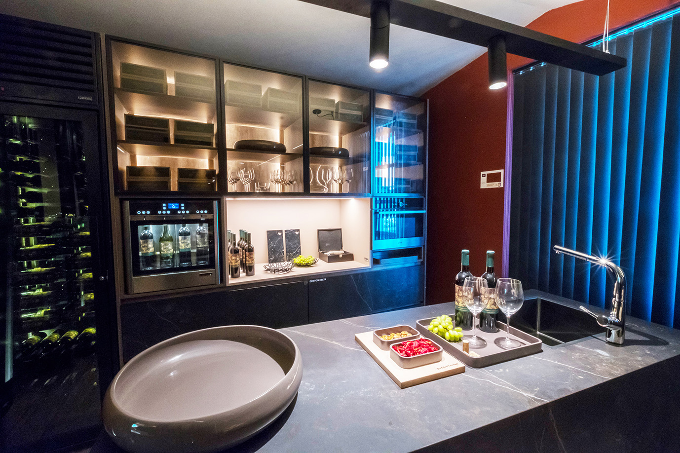 PROYECTOS PARA LA CREACIÓN DE NUEVOS ESPACIOS DE RESTAURACION PARA HOSTELERIA Y PARA HOGARES PARTICULARES. REFORMAS DE COMEDORES CON COCINAS INTEGRADAS. CREACIÓN DE BODEGAS PARA CASAS PARTICULARES Y EMPRESAS VITINILICOLAS. ADAPTAMOS CUALQUIER ESPACIO PARA USOS RELACIONADOS CON LA RESTAURACIÓN, YA SEA PARA HOSTELERIA COMO ZONAS DE VIVIENDAS QUE SE QUIERAN ADAPTAR PARA DICHOS USOS. REALIZAMOS PROYECTOS PERSONALIZADOS CON MOBILIARIO Y MAQUINARIA A MEDIDA E INCLUSO LLEVAMOS A CABO LA DECORACIÓN DE LOS MISMOS CON TODO TIPO DE INSTALACIONES ACCESORIAS. DISEÑO, FABRICACIÓN E INSTALACIÓN DE MOBILIARIO Y MAQUINARIA PARA COCINAS, COMEDORES Y BARRAS A MEDIDA PARA RESTAURANTES, HOTELES O PARA HOGARES PARTICULARES. PROYECTOS DE REFORMAS INTEGRALES LLAVE EN MANO DE RESTAURANTES, TODO TIPO DE NEGOCIOS DE HOSTELEROS QUE DISPONGAN DE SERVICIO DE RESTAURACIÓN Y TAMBIÉN PARA HOGARES. #REFORMASHOSTELERÍA #PROYECTOSNEGOCIOSRESTAURACIÓN #IMPLANTACIÓNRESTAURANTES #MOBILIARIOCOCINAS #COCINAS #SALASDECATAS #BODEGASHOGARES Aceroinnova está a la vanguardia de las últimas tecnologías relacionadas con cocinas industriales para hostelería horeca y maquinaria para cocinas profesional de restaurantes. Además, nuestro departamento de diseño decoración interiorismo integra en el mobiliario toda la maquinaria para que su negocio restaurante empresa tienda la mejor imagen. Aceroinnova está especializada en proyectos integrales para hosteleria, restaurante, hoteles, comedores público o privados de empresas, pero también dispone de una área para hogares particulares que buscan proyectos realmente novedosos y con materiales de alta calidad, ya sea para la maquinaria, cocinas, electrodomésticos profesionales, sino también implementando soluciones novedosas y de calidad para el uso diario de dichas cocinas de hogares en urbanizaciones de lujo premium. ACEROINNOVA CB. Tel. Oficina: 91 138 56 18. Tel. Móvil: 629 03 41 06 / 630 23 00 67. Email: info@aceroinnova.com . Dirección: C/ Pico Almanzor, 56. Pol. Industrial “Los Linares” Humanes de Madrid (Madrid). https://www.aceroinnova.com/blog-aceroinnova-servicio-integral-hosteleria #proyectosempresashostelería #proyectoshosteleria #CocinasMonoblock #CocinasLujo #CocinasPremium #FabricanteCocinas #MobiliarioAceroInoxidable #ProyectosIntegralesHosteleria #ConsultoríaImplantaciónAsesoramientoNegociosEmpresasHosteleria #CocinasProfesionalesMonoblockIndustriales #ReformasRestaurantesMadrid #MobiliarioMaquinariaAceroInoxidableaMedida #MobiliarioCocinasDiseñoInteriorismo #ImplantaciónAsesoramientoPuestaMarchaRestaurantesBares #InteriorismoDiseñoHorecaHosteleriaRestauraciónMadrid #CocinasMonoblock #CocinasMonblocMadrid #FabricantesCocinasModularesMonoblockMadrid #CocinasMonoblock #CocinasLujo #CocinasPremium #FabricanteCocinas #MobiliarioAceroInoxidable #ProyectosIntegralesHosteleria #CocinasProfesionalesMonoblockIndustriales #ReformasRestaurantesMadrid #MobiliarioMaquinariaAceroInoxidableaMedida #MobiliarioCocinasDiseñoInteriorismo #ImplantaciónAsesoramientoPuestaMarchaRestaurantesBares #InteriorismoDiseñoHorecaHosteleriaRestauraciónMadrid #CocinasMonoblock #CocinasMonblocMadrid #FabricantesCocinasModularesMonoblockMadrid #ReformasCocinasProfesionales #ReformasCocinasHoteles #CocinasSalasCocinaProfesionales #IntalaciónBufets #InstalaciónBufés #CocinasModularesMonoblockIndustriales #CocinasLujoPremiumCasasParticulares #fabricantescocina FABRICANTES DE COCINAS INDUSTRIALES PROFESIONALES PARA HOSTELERÍA HORECA PROYECTOS INTEGRALES DE SALAS DE COCINAS PARA RESTAURANTES HOTELES BARES BUFFETS. INSTALADORES MONTADORES DE MAQUINARIO Y MOBILIARIO EN ACERO INOX A MEDIDA PERSONALIZADOS PROYECTOS INTEGRALES DE SALAS DE COCINAS INDUSTRIALES CON MOBILIARIO Y MAQUINARIA PROFESIONAL A MEDIDA Y PERSONALIZADA. ESTAMOS ESPECIALIZADOS EN COCINAS MODULARES CON SISTEMA MONOBLOCK PARA HOSTELERIA HORECA RESTAURANTES BARES HOTELES COMEDORES Y TAMBIÉN PARA PARTICULARES HOGARES CHALETS CASAS. FABRICA COCINAS GAMA ALTA PREMIUM LUJO EN MADRID (CONSÚLTENOS). FABRICACIÓN A MEDIDA DE COCINAS MONOBLOCK INDUSTRIALES PROFESIONALES CON MOBILIARIO Y MAQUINARIA EN ACERO INOXIDABLE. FABRICANTES DE COCINAS PARA HOSTELERIA HORECA HOTELES RESTAURANTES BARES TERRAZAS. PROYECTOS Y REFORMAS PARA HOSTELERÍA. COCINAS MODULARES HOSTELERÍA. ACEROINNOVA CB Calle del PIco Almanzor, 56 28970 Humanes de Madrid (Madrid) Teléfono: 91 138 56 18 https://www.aceroinnova.com/blog-aceroinnova-servicio-integral-hosteleria En Aceroinnova realizamos el diseño, fabricación e integración de todos de tipo de módulos para la integración en cocinas modulares profesionales industriales para hoteles restaurantes bares pubs comedores buffets etc. Ademas, diseñamos fabricamos y montamos todo tipo de mobiliario, maquinaria y accesorios que también pueden ser integrados en su sala de cocina profesional. Nuestra cocinas son profesionales, personalizadas a sus necesidades. Además disponemos de módulos con todo tipo de fueros, planchas, freidoras, hornos o módulos de cocción, que podremos unir a su cocina para establecer áreas de cocinado perfectamente ordenadas en islas adaptadas a cada negocio o empresa hostelera. Consulte su presupuesto y precios especiales. Realizamos islas en acero inoxidable inox donde podrá tener integrado todos los elementos de su cocina. Somo profesionales y número 1 en cocinas monoblock en toda España. Aceroinnova también está especializada en proyectos integrales para hosteleria, restaurante, hoteles, comedores público o privados de empresas, pero también dispone de una área para hogares particulares que buscan proyectos realmente novedosos y con materiales de alta calidad, ya sea para la maquinaria, cocinas, electrodomésticos profesionales e implementando soluciones novedosas y de calidad para el uso diario de dichas cocinas de hogares en urbanizaciones de lujo premium. #CocinasRestaurantes #CocinasModularesHostelería #CocinasMonoblock #FabricantesCocinasRestaurantes #ProyectosEmpresasHostelería #ProyectosNegociosHoreca #ReformasCocinasRestaurantes #MobiliarioAceroInoxidable #CocinasMonoblock #CocinasLujo #CocinasPremium #FabricanteCocinas #MobiliarioAceroInoxidable #ProyectosIntegralesHosteleria #CocinasProfesionalesMonoblockIndustriales #ReformasRestaurantesMadrid #MobiliarioMaquinariaAceroInoxidableaMedida #MobiliarioCocinasDiseñoInteriorismo #ImplantaciónAsesoramientoPuestaMarchaRestaurantesBares #InteriorismoDiseñoHorecaHosteleriaRestauraciónMadrid #CocinasMonoblock #CocinasMonblocMadrid #FabricantesCocinasModularesMonoblockMadrid #CocinasHoteles #proyectoscocinashoteleshostelería Cocinas industriales modulares Módulos para cocinas de restaurantes hoteles comedores colegios universidades empresas Cocinas modulos integrados para cocinas profesionales Módulos cocinas modulares zonas de fuegos plancha freidoras encimeras Cocinas profesionales industriales monoblock a medida personalizadas Sistema monoblock módulos cocinado en islas para integración en cocinas hosteleria Sistema monoblock cocinas restaurantes Sistema monoblock cocinas hoteles Sistema monoblock cocinas cafeterías Sistemas modulares cocinas restaurantes Sistema de módulos para cocinas profesionales industriales Cocinas modulares monoblock de lujo cocinas industriales con sistema monoblocks integrados módulos cocinado Diseño, fabricación y montaje de cocinas modulares monoblock profesionales industriales para hosteleria horeca. Mobiliario y maquinaria en acero inoxidable inox modular con módulos personalizados para salas de cocina de restaurantes hoteles bares cafeterías comedores o buffets. Cocinas a medida con módulos integrados en islas de cocinas para diferentes tipos de fuegos, planchas, freidoras, hornos, cocción, etc. PROYECTOS INTEGRALES HOSTELERIA HORECA EN HOTELES RESTAURANTES BARES PUBS DISCOTECAS COMEDORES BUFFETS DE EMPRESAS UNIVERSIDADES COLEGIOS INSTITUTOS EN ESPAÑA Y PORTUGAL. Aceroinnova realiza proyectos integrales para negocios empresas de hosteleria, ya sean hoteles, restaurantes, bares, discotecas, pubs, comedores para empresas colegios institutos universidades, etc. Disponemos de fabrica propia donde desarrollar a medida, según los diseños aceptados por el cliente, todo el mobiliario maquinaria accesorios de su negocio, sea cual sea el material deseado o propuesto por nuestro departamento de diseño e interiorismo de nuestra fábrica que puede incluir, si el cliente lo desea, infografías 3D tres dimensiones o tour virtuales para poder conocer como será su negocio cuando acaben nuestros instaladores. Realizamos proyectos en toda España y Portugal y montamos instalamos con nuestros equipos de montadores especializados. Además, realizamos proyectos a particulares que necesitan llevar a cabo proyectos de calidad en sus casas, pues ya hemos trabajado en la principales urbanizaciones de lujo de Madrid y de otras comunidades. FABRICACIÓN A MEDIDA DE COCINAS MONOBLOCK INDUSTRIALES PROFESIONALES CON MOBILIARIO Y MAQUINARIA EN ACERO INOXIDABLE. FABRICANTES DE COCINAS PARA HOSTELERIA HORECA HOTELES RESTAURANTES BARES TERRAZAS. PROYECTOS Y REFORMAS PARA HOSTELERÍA. #CocinasComedoresPúblicos #CocinasComedoresEmpresas #FabricantesCocinasMonoblockIndustriales #CocinasRestaurantes #CocinasModularesHostelería #CocinasMonoblock #FabricantesCocinasRestaurantes #ProyectosEmpresasHostelería #ProyectosNegociosHoreca #ReformasCocinasRestaurantes #MobiliarioAceroInoxidable #CocinasMonoblock #CocinasLujo #CocinasPremium #FabricanteCocinas #MobiliarioAceroInoxidable #ProyectosIntegralesHosteleria #CocinasProfesionalesMonoblockIndustriales #ReformasRestaurantesMadrid #MobiliarioMaquinariaAceroInoxidableaMedida #MobiliarioCocinasDiseñoInteriorismo #ImplantaciónAsesoramientoPuestaMarchaRestaurantesBares #InteriorismoDiseñoHorecaHosteleriaRestauraciónMadrid #CocinasMonoblock #CocinasMonblocMadrid #FabricantesCocinasModularesMonoblockMadrid #CocinasHoteles #ProyectosCocinasHotelesHostelería Módulos para cocinas monoblock de restaurantes hoteles comedores colegios universidades empresas Cocinas modulos integrados para cocinas profesionales Módulos cocinas modulares zonas de fuegos plancha freidoras encimeras Cocinas profesionales industriales monoblock a medida personalizadas Sistema monoblock módulos cocinado en islas para integración en cocinas hosteleria Sistema monoblock cocinas restaurantes Sistema monoblock cocinas hoteles Sistema monoblock cocinas comedores públicos y privados de empresas. Sistema monoblock cocinas cafeterías Sistemas modulares cocinas restaurantes Sistema de módulos para cocinas profesionales industriales Cocinas modulares monoblock de lujo Cocinas industriales con sistema monoblocks integrados módulos cocinado Hemos realizado trabajos para hoteles y restaurantes en las principales Comunidades Autónomas, provincias y ciudades españolas como Madrid, Barcelona, Valencia, Castellón, Alicante, Zaragoza, Toledo, Avila, Salamanca, Leon, Zamora, Teruel, Soria, Caceres, Badajoz, Malaga, Almería, Sevilla, Córdoba, Granada, Huelva, Cádiz, Jaén, Ciudad Real, Cuenca, Segovia, Murcia, Albacete, Almería, Burgos, Pamplona, Bilbao, San Sebastián, Vitoria, Palencia, Lugo, Orense, Pontevedra, La Coruña, Santander, Oviedo, Huesca, Gerona, Tarragona, Lerida, Tarragona, Girona, Lleida, Guipuzcoa, Vizcaya, Alava. En consecuencia realizamos y llevamos a cabo proyectos integrales para restaurantes en todas las comunidades autónomas, como son la Comunidad de Madrid, Comunidad Valenciana, Cataluña, Región de Murcia, Andalucía, Extremadura, Castilla León, Castilla la Mancha, Aragón, País Vasco, Navarra, La Rioja, Asturias, Cantabria, Galicia, Baleares (Ibiza, Mallorca y Menorca), Canarias (Gran Canaria, Fuerteventura, Lanzarote, Tenerife, La Palma, La Gomera y el El Hierro), Ceuta y Melilla. Consúltenos. Diseñamos todo tipo de mobiliario para comedores de hoteles, cocinas, buffets, parrillas, vajillas, maquinaria a medida y accesorios para hostelería restauración, pues en Aceroinnova fabricamos y personalizamos todos nuestros productos. EN ACEROINNOVA SOMOS FABRICANTES E INSTALADORES COCINAS DE LUJO PREMIUM MONOBLOCK PARA PARTICULARES O PARA EMPRESAS DE HOSTELERÍA. REALIZAMOS LA INSTALACIÓN DE PROYECTOS DE COCINAS Y MOBILIARIO EN ACERO INOXIDABLE A MEDIDA EN HOGARES CASAS Y CHALETS DE LAS PRINCIPALES URBANIZACIONES DE LUJO DE MADRID Y TAMBIÉN EN HOTELES RESTAURANTES Y EMPRESAS DE HOSTELERÍA DE RECONOCIDO PRESTIGIO A NIVEL NACIONAL. En Aceroinnova, realizamos el diseño fabricación instalación y montaje a medida de cocinas profesionales premium lujo y el mobiliario auxiliar con maquinaria de apoyo en acero inoxidable personalizada para hogares casas chalets de lujo o para empresas de restauración de toda España. Aceroinnova dispone también de un departamento de decoración de interiores de cocinas industriales personalizadas orientadas a uso particular y profesional. Aceroinnova dispone de un departamento para cocinas de uso particular y otro para proyectos de empresas. Aceroinnova, cubre todos los nichos de mercado con experiencia y una enorme calidad en materiales y diseño. Aceroinnova también esta especializada en grandes proyectos integrales de salas de cocinas y comedores para hosteleria, restaurante, hoteles, comedores público o privados de empresas, pero también dispone de una área para hogares particulares que buscan proyectos realmente novedosos y con materiales de alta calidad, ya sea para la maquinaria, cocinas, electrodomésticos profesiones, sin también implementando soluciones novedosas y de calidad para el uso diario de dichas cocinas de hogares en urbanizaciones de lujo premium. ACEROINNOVA CB. Tel. Oficina: 91 138 56 18. Tel. Móvil: 629 03 41 06 / 630 23 00 67. Email: info@aceroinnova.com . Dirección: C/ Pico Almanzor, 56. Pol. Industrial “Los Linares” Humanes de Madrid (Madrid). Web: https://www.aceroinnova.com/blog-aceroinnova-servicio-integral-hosteleria #CocinasLujo, #CocinasPremium, #FabricanteCocinas, #MobiliarioAceroInoxidable #CocinasAltaGama #CocinasGamaAlta #InstaladoresCocinasLujo #InstaladoresCocinasAltaGama #ReformasCocinasParticulares #ReformasCocinasChalets #CocinasLujoPremiumCasasParticulares #FabricantesCocinas #CocinasLujoHogaresChaletsCasas #CocinasDiseñoMadrid #InstaladoresCocinasLujo #CocinasMadrid #DiseñoCocinasaMedidaMadrid #CocinasPersonalizadasMadrid #CocinasLujoMadrid #CocinasPremiumMadrid DISEÑO FABRICACION INSTALACION DE COCINAS PROFESIONALES ALTA GAMA INDUSTRIALES PARA PARTICULARES. COCINAS MONOBLOCK PARA CASAS CHALETS PISOS CON ACABADOS DE ALTA GAMA PREMIUM LUJO. COCINAS INDUSTRIALES Y MOBILIARIO EN ACERO INOXIDABLE ADAPTADO PARA USO EN DOMICILIOS. Aceroinnova diseña fabrica e instala también cocinas monoblock profesionales industriales en domicilios particulares y además realiza a medida todo tipo de mobiliario y maquinaria para cocinas en pisos casas chalets. Dichas cocinas son cocinas premium lujo con gran robustez y capacidad de cocinado a nivel de restaurante. Cocinas para chef amateur. Nuestro departamento especializado en particulares, le ayudará y le asesorará para que pueda tener su cocina profesional soñada. Diseño fabricación instalación montaje a medida de cocinas profesionales premium lujo para particulares en casas chalets de lujo en toda españa. decoración de interiores de cocinas industriales personalizadas. https://www.aceroinnova.com/fabricantes-instaladores-cocinas-de-lujo-gama-alta-premium-monoblock-para-particulares-hogares-o-para-empresas-hosteleria-instalacion-proyectos-de-cocinas-mobiliario-acero-inoxidable-a-medida-vivienda Proyectos Reformas Mobiliario Cocinas Monoblock Maquinaria Horeca