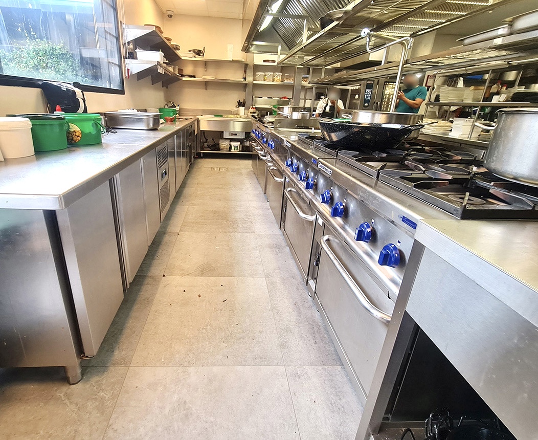 MOBILIARIO Y MAQUINARIA A MEDIDA PERSONALIZADA PARA SALAS DE COCINAS DE RESTAURANTES HOTELES BARES EN MADRID ESPAÑA. SUMINISTROS PARA EMPRESAS NEGOCIOS DE RESTAURACIÓN. MUEBLES MAQUINARIA EN ACERO INOXIDABLE PARA HOSTELERIA HORECA. REFORMAS INTEGRALES DE RESTAURANTES. INSTALACIÓN MONTAJE DE COCINAS INTEGRALES PARA RESTAURANTES HOTELES BARES EN MADRID ESPAÑA. PROYECTOS DE COCINAS A MEDIDA PERSONALIZADOS CON MOBILIARIO Y MAQUINARIA PARA HOSTELERIA HORECA. REFORMAS DE COCINAS DE RESTAURANTES. PROYECTOS INTEGRALES DE COCINAS INDUSTRIALES CON MOBILIARIO Y MAQUINARIA PROFESIONAL A MEDIDA Y PERSONALIZADA. ESTAMOS ESPECIALIZADOS EN COCINAS MODULARES CON SISTEMA MONOBLOCK PARA HOSTELERIA HORECA RESTAURANTES BARES HOTELES COMEDORES Y TAMBIÉN PARA PARTICULARES HOGARES CHALETS CASAS. FABRICA COCINAS GAMA ALTA PREMIUM LUJO EN MADRID (CONSÚLTENOS). FABRICANTES INSTALADORES DE COCINAS EN MADRID. PROYECTOS INTEGRALES DE SALAS DE COCINAS TANTO PARA HOGARES COMO PARA RESTAURANTES HOTELES BARES BUFFETS. INSTALADORES MONTADORES DE MAQUINARIA Y MOBILIARIO EN ACERO INOX A MEDIDA PERSONALIZADOS. FABRICACIÓN A MEDIDA DE COCINAS MONOBLOCK INDUSTRIALES PROFESIONALES CON MOBILIARIO Y MAQUINARIA EN ACERO INOXIDABLE. FABRICANTES DE COCINAS PARA HOSTELERIA HORECA HOTELES RESTAURANTES BARES TERRAZAS. PROYECTOS Y REFORMAS PARA HOSTELERÍA. COCINAS MODULARES HOSTELERÍA.